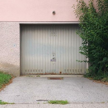 Manu Apartment Hennersdorf Kültér fotó