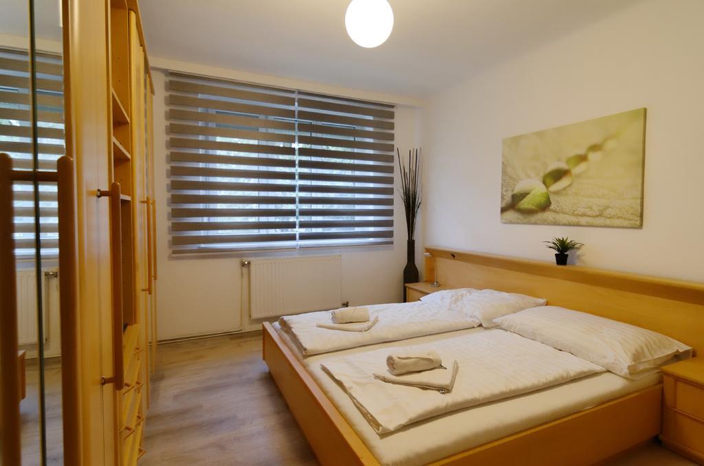 Manu Apartment Hennersdorf Kültér fotó